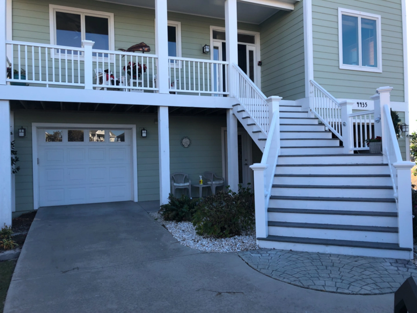 Deck refurbishment backyard project