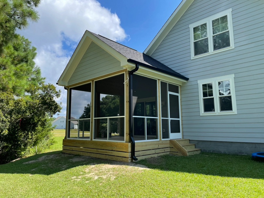 Screen porch design