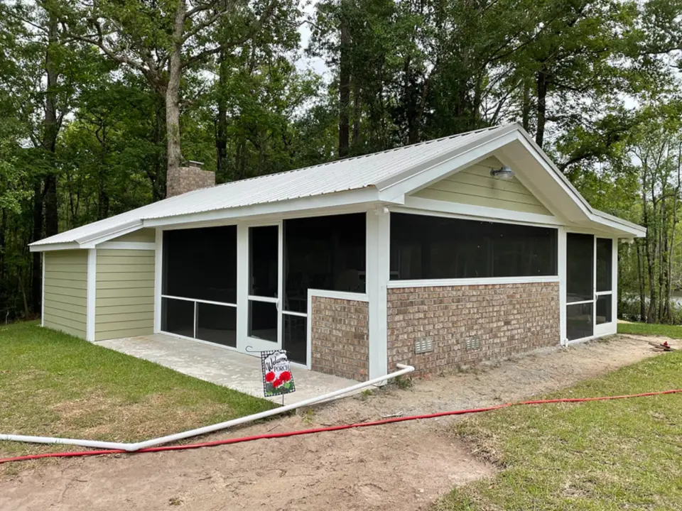 Screened In Porch Builder in Wilmington, NC | Deck and Patio TuneUp
